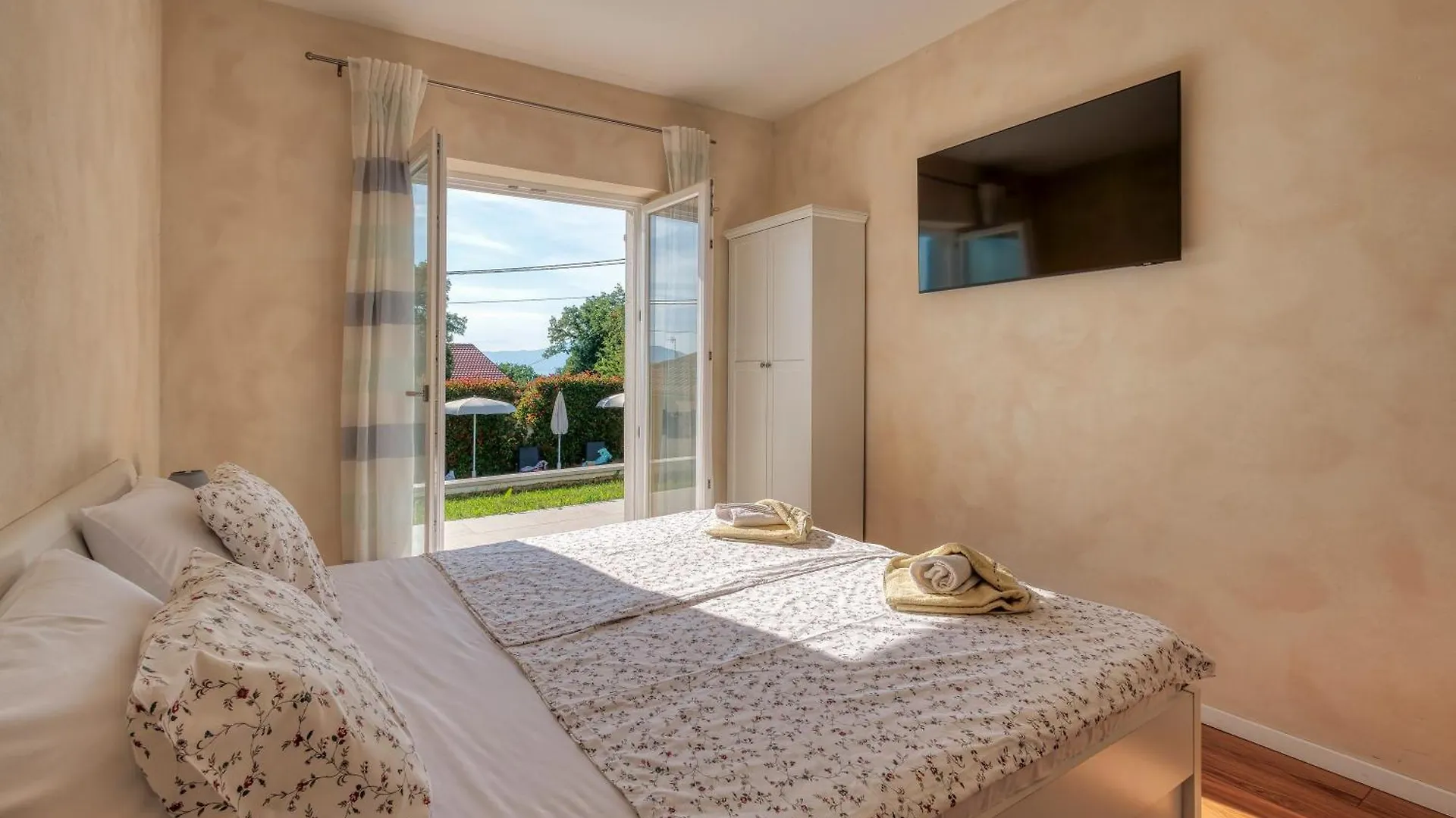 Villa Augusta Malinska 0*,  Croatia